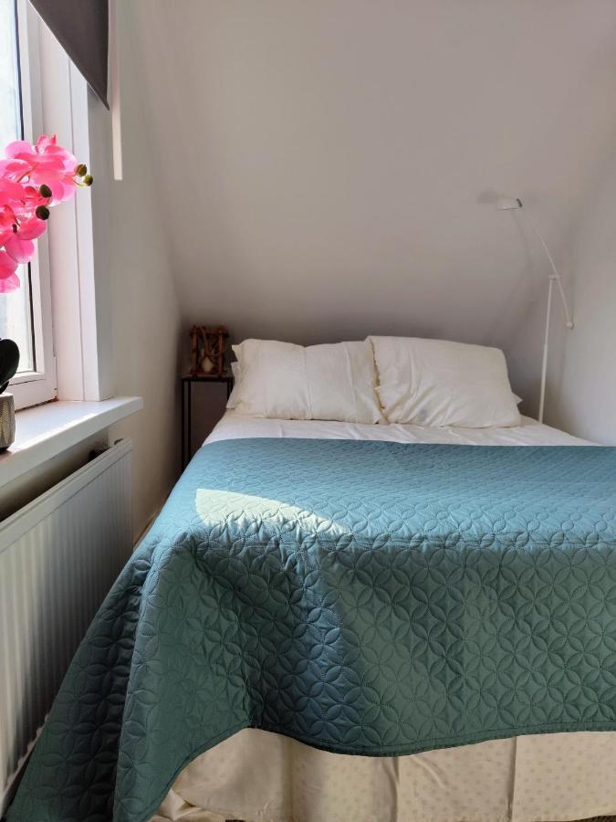 The Diesel Bed And Breakfast Rotterdam Exterior foto